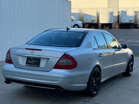 Used 2008 Mercedes-Benz E 350 Sedan image 11