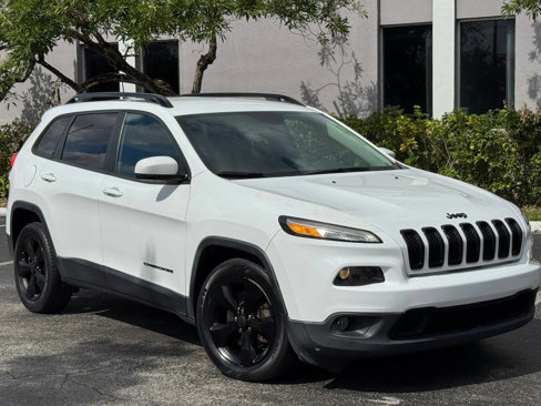 Used 2016 Jeep Cherokee High Altitude image 4