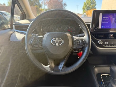 Used 2023 Toyota Corolla LE image 8