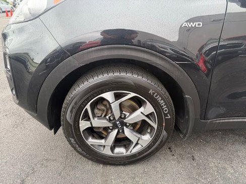 Used 2020 Kia Sportage LX w/ LX Popular Package image 13