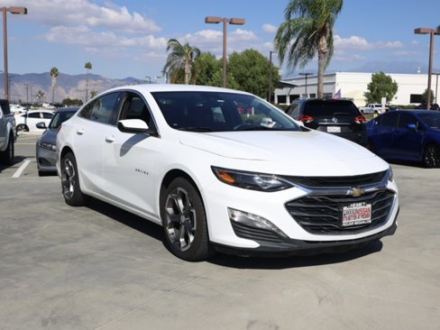 Used 2023 Chevrolet Malibu LT image 2