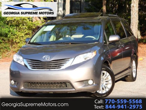 Used 2014 Toyota Sienna XLE image 1