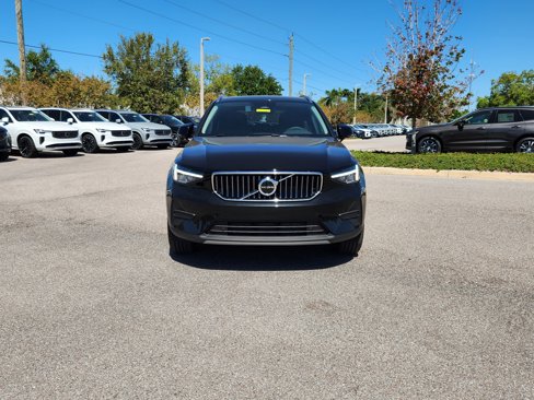 New 2025 Volvo XC40 B5 Core w/ Protection Package image 2