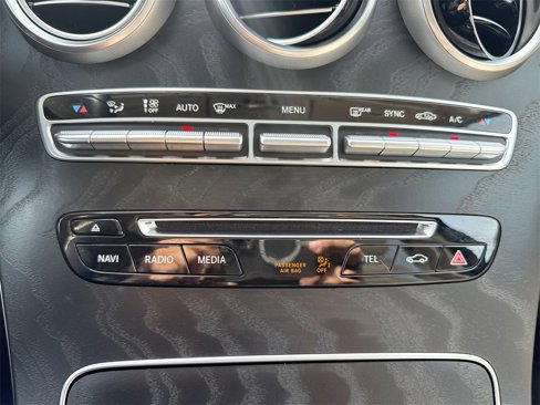 Used 2018 Mercedes-Benz GLC 300 4MATIC image 18