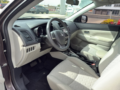 Used 2020 Mitsubishi Outlander Sport ES image 10