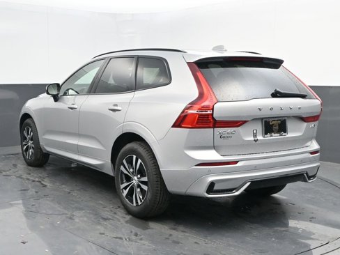 New 2025 Volvo XC60 B5 Core image 5