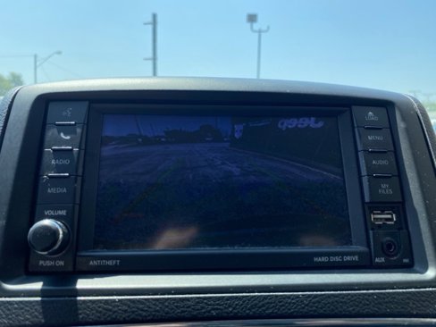 Used 2019 Dodge Grand Caravan SE image 28