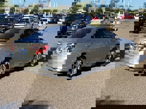 Used 2014 Toyota Camry image 5