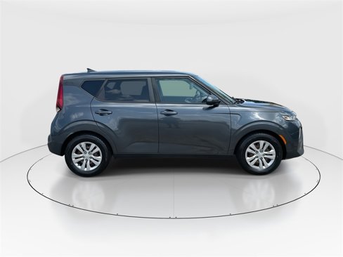 Used 2020 Kia Soul LX image 9