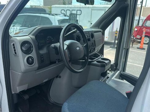Certified 2017 Ford E-350 and Econoline 350 Super Duty w/ Shuttle Bus Prep Package image 2