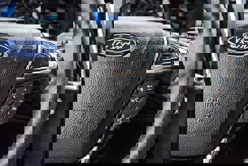 Used 2024 Ford Edge Titanium image 10