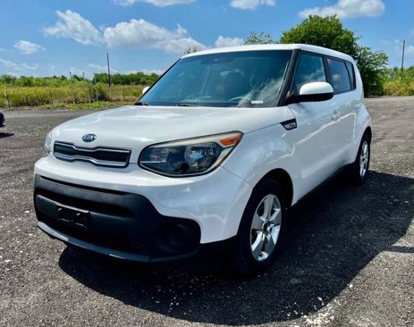 Used 2017 Kia Soul image 2