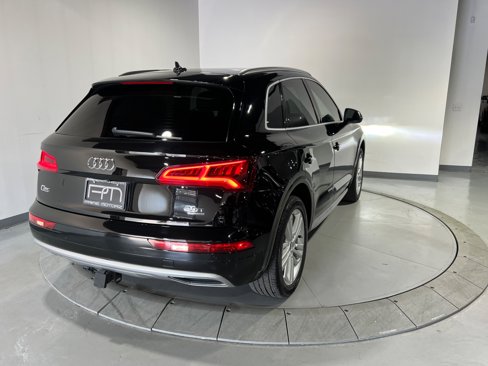 Used 2018 Audi Q5 Prestige w/ Prestige Package image 10