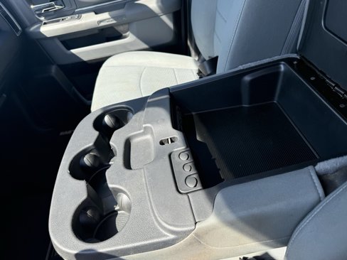 Used 2019 RAM 1500 Classic SLT image 26
