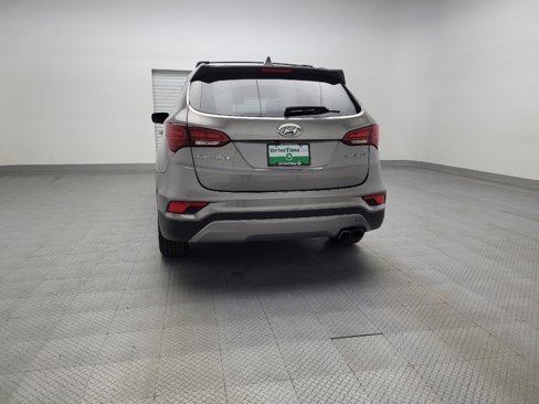 Used 2017 Hyundai Santa Fe Sport 2.0T image 6