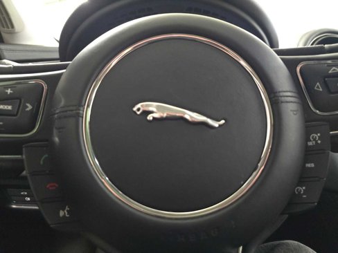 Used 2019 Jaguar XJ R-Sport image 26