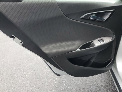 Used 2020 Chevrolet Malibu LT image 13