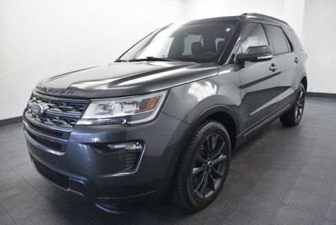 Used 2019 Ford Explorer XLT w/ Equipment Group 202A image 3