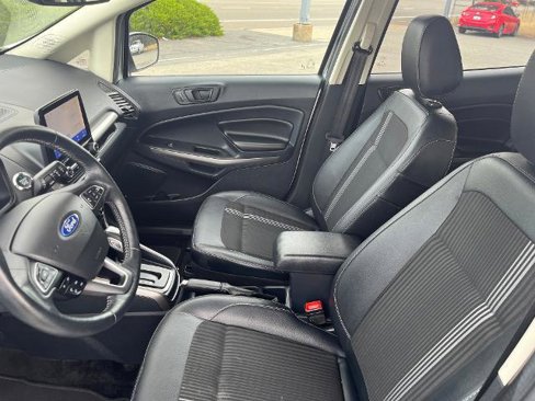 Used 2021 Ford EcoSport SES image 8