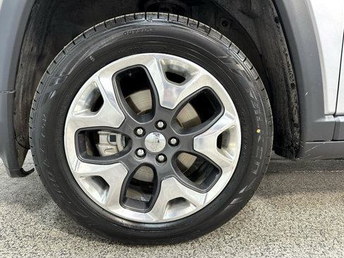 Used 2017 Jeep Compass Limited image 69