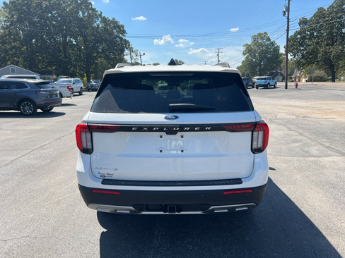 New 2025 Ford Explorer Active w/ Active Comfort Package image 6