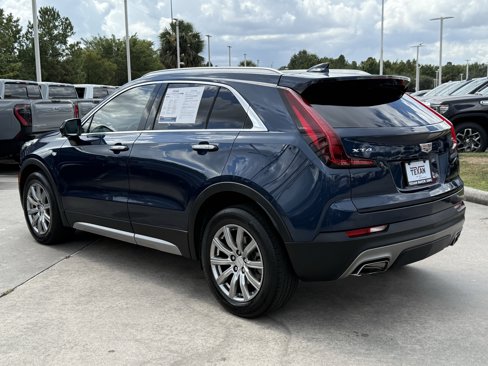 Used 2019 Cadillac XT4 Premium Luxury w/ Cold Weather Package image 7