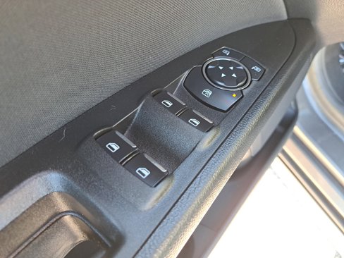Used 2019 Ford Fusion SE image 14