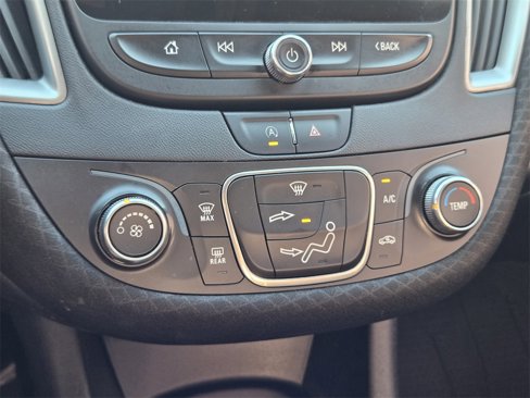 Used 2020 Chevrolet Malibu RS image 14