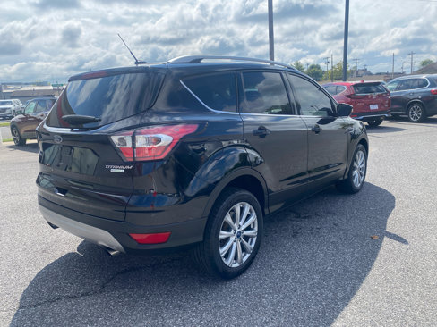 Used 2017 Ford Escape Titanium image 5