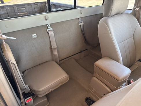 Used 2002 Nissan Frontier XE image 20