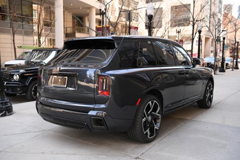 New 2025 Rolls-Royce Cullinan Black Badge image 4