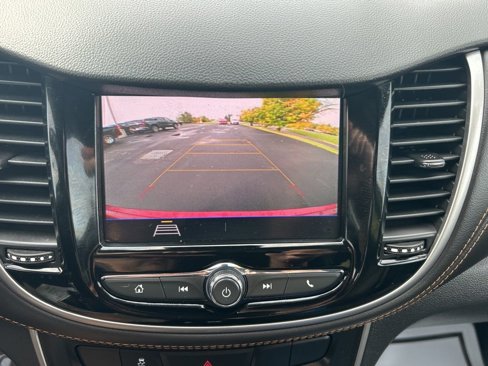 Used 2021 Chevrolet Trax LS image 12