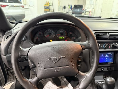 Used 2001 Ford Mustang GT image 9