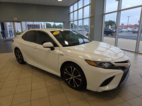 Used 2020 Toyota Camry SE image 5