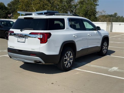 Used 2020 GMC Acadia SLT image 3