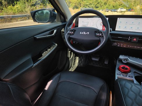 Used 2022 Kia EV6 Wind w/ Wind Technology Package image 25