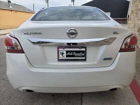 Used 2013 Nissan Altima 2.5 SL w/ Technology Pkg image 16