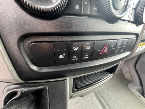Used 2018 Mercedes-Benz Sprinter 3500 image 21