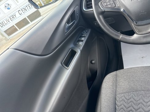 Used 2024 Chevrolet Equinox LT image 28