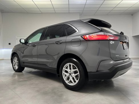 Used 2024 Ford Edge SEL image 5