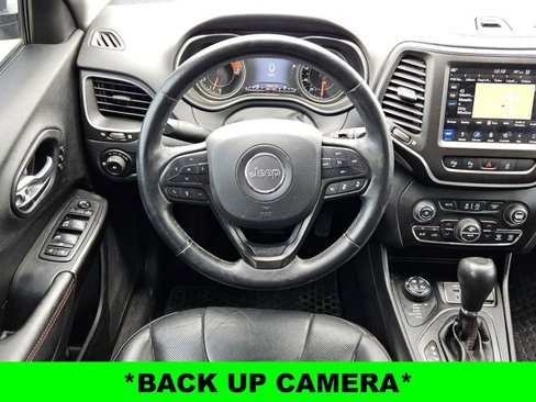 Used 2019 Jeep Cherokee Trailhawk image 15