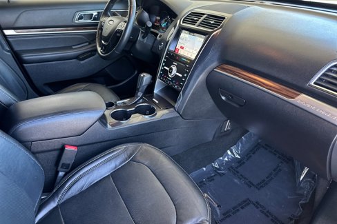 Used 2019 Ford Explorer Limited w/ Class III Trailer Tow Package image 21