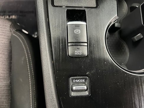 Used 2023 Nissan Rogue SV image 45