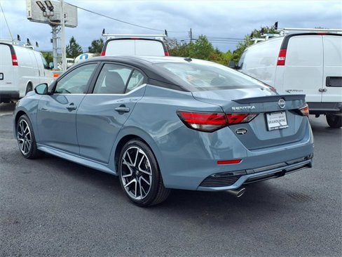 Used 2025 Nissan Sentra SR image 6