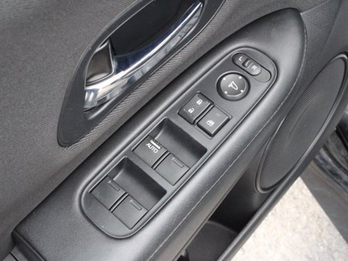 Used 2019 Honda HR-V Sport image 14