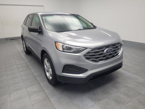 Used 2020 Ford Edge SE image 14