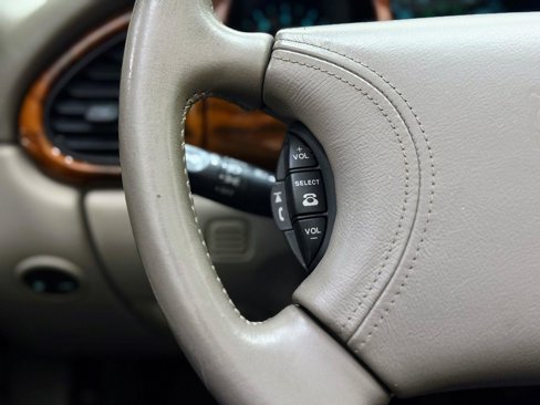 Used 1999 Jaguar XK8 Convertible image 48