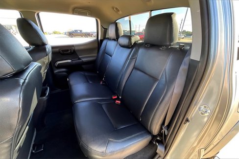 Used 2022 Toyota Tacoma SR5 image 27