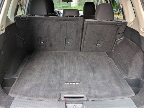 Used 2022 Nissan Rogue SV image 30