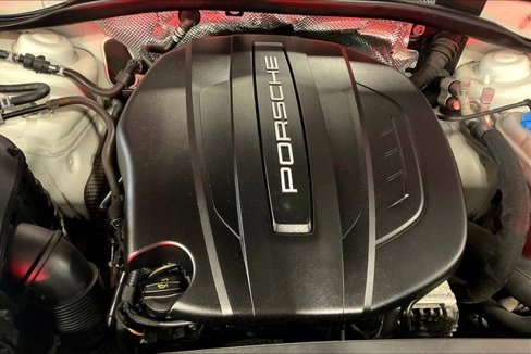 Used 2018 Porsche Macan image 31